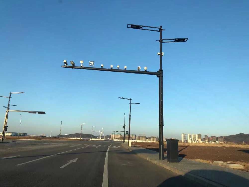冷水江市黑龙江佳木斯综合路灯杆项目